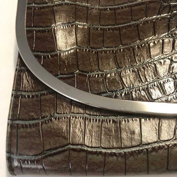 Lulu Townsend Women's Clutch Brown Faux Croc - Picture 2 of 5